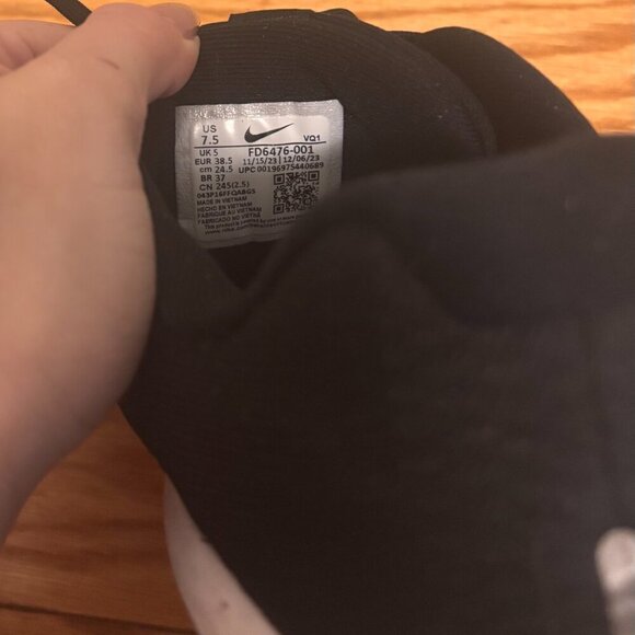 Nike Women's Downshifter 13 Running Shoes Size 7.5 - White/Black - Picture 9 of 9